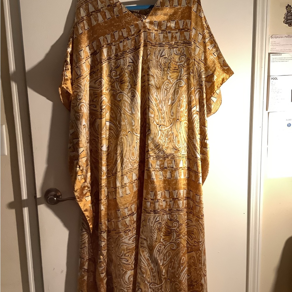 Elegant Kaftan, Perfect for Ramadan, Batwing Sleeve & Maxi Dress – Easy Care,